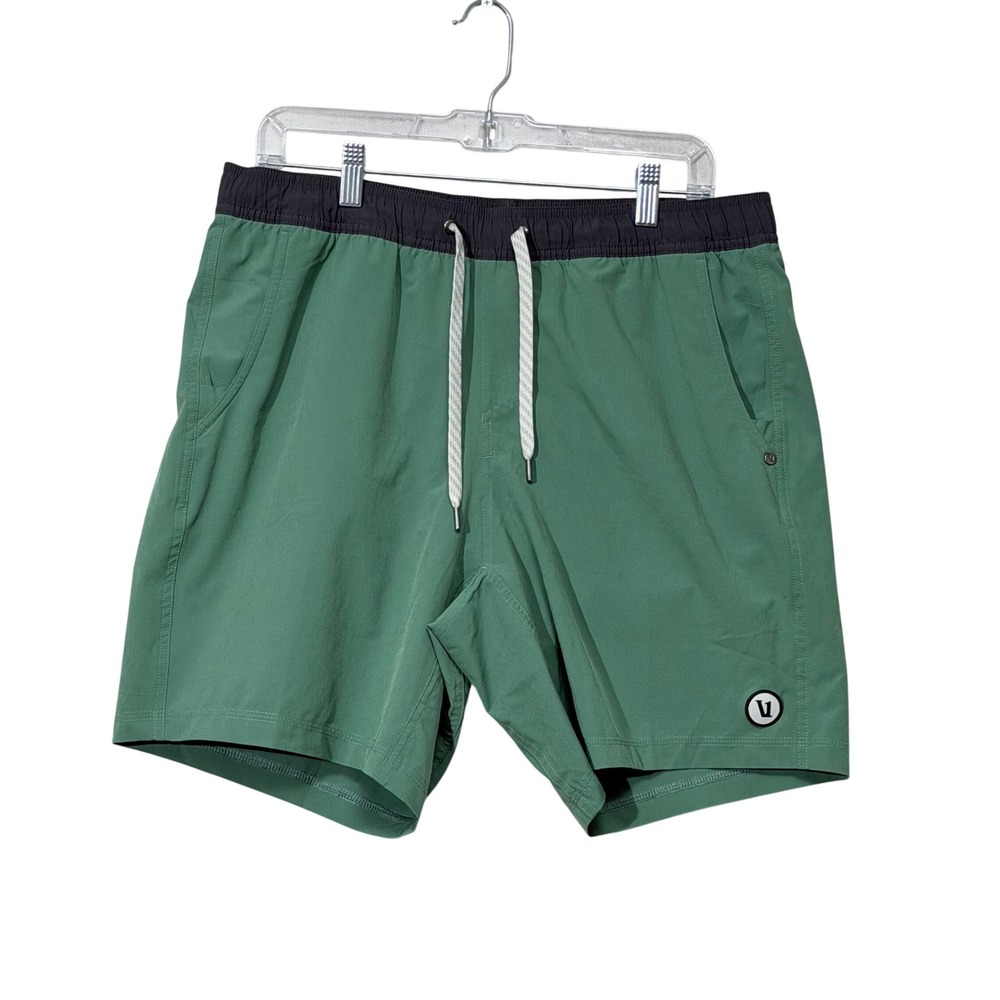 Vuori Kore Short Mens Medium Green Gray Lined Athletic Training 7 Inch Inseam